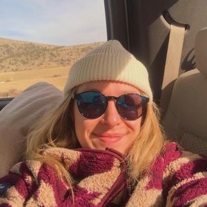 Meet your Posher, Lea